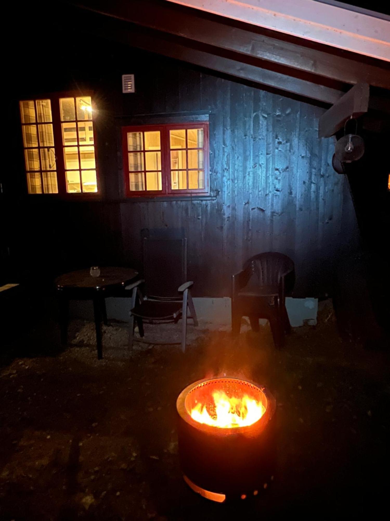 Vennebo - Koselig Liten Hytte Med Alle Fasiliteter Al Luaran gambar